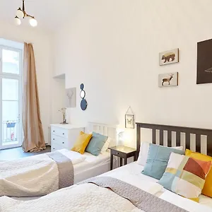 Savor Apartments Apartamento