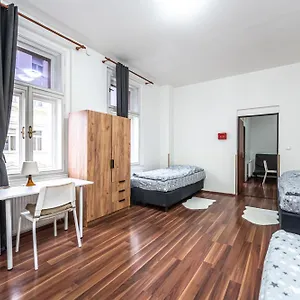 Apartment Kamenicka 23, Prag