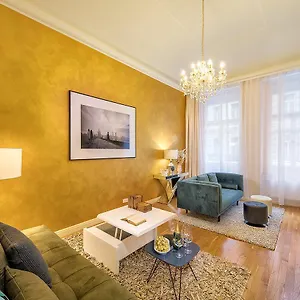 Apartment Days - Luxurious Lesser Town, Prag