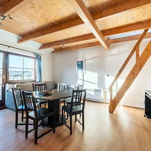 Family 6 Apartman