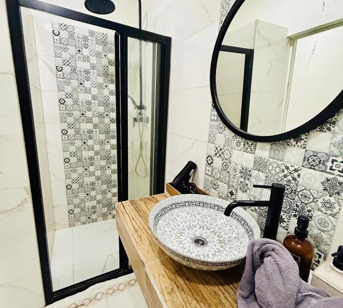 New Luxury Style Apartment In Central Prague